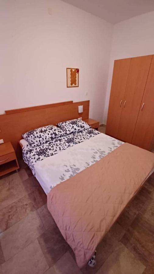 Apartments Senka Orebić Esterno foto