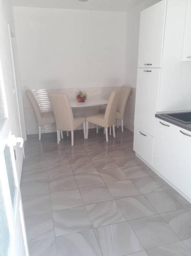 Apartments Senka Orebić Esterno foto